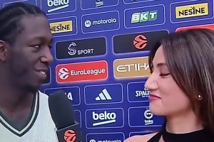 颜值真不赖😍申京闺蜜、土耳其美女记者Aksoy曾采访纳恩~